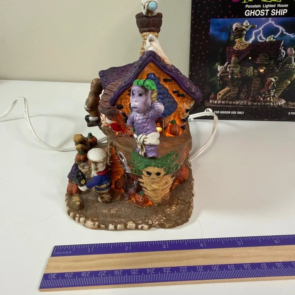 Spooky Hollow Porcelain Lighted Ghost Ship Halloween Village House Collectible